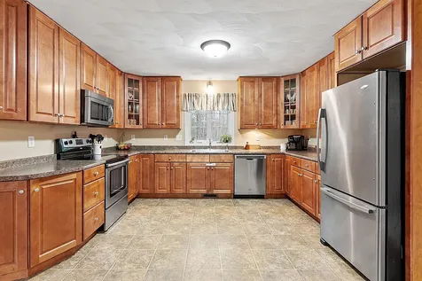47 Old Woods Road Northwood NH 03261