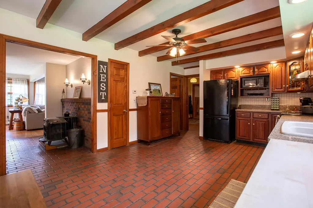 424 Johnson Hill Road Royalton VT 05068