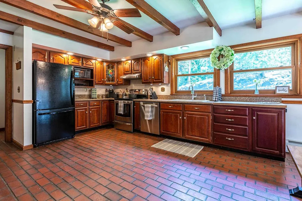 424 Johnson Hill Road Royalton VT 05068