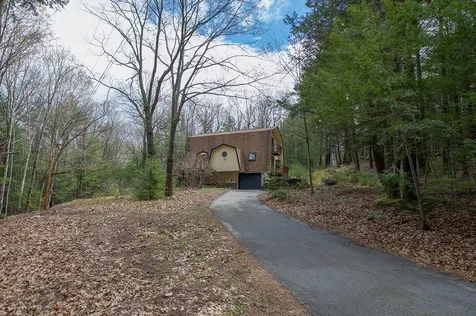 2 Sweetfern Road Sandown NH 03873