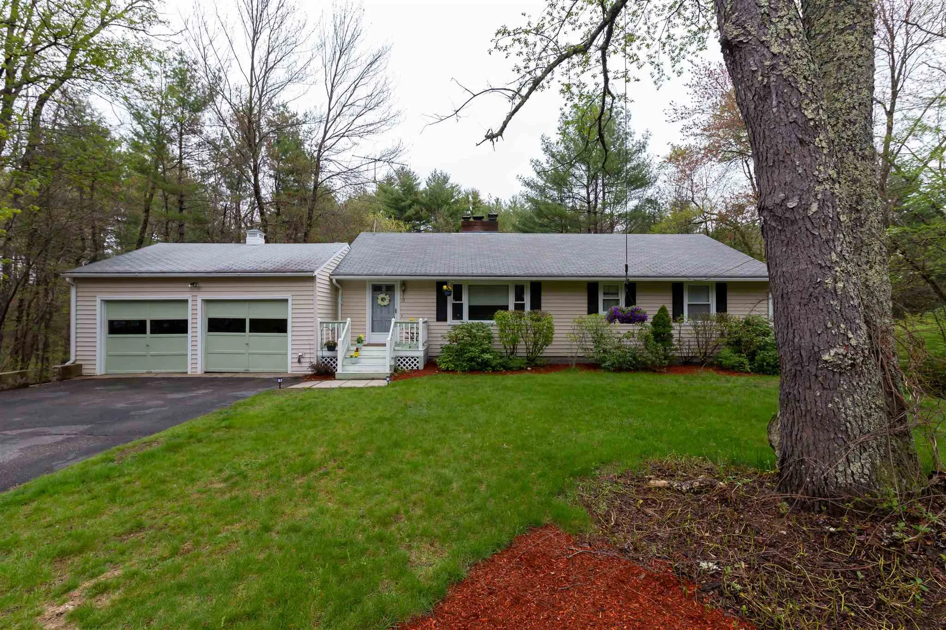 13 Elk Drive Bedford NH 03110