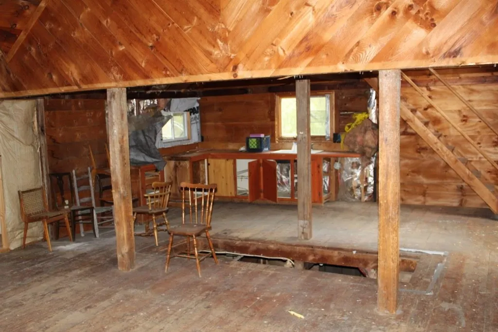 2069 Vt Route 106 Weathersfield VT 05151