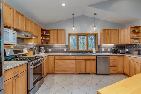 187 Elm Street Concord NH 03303