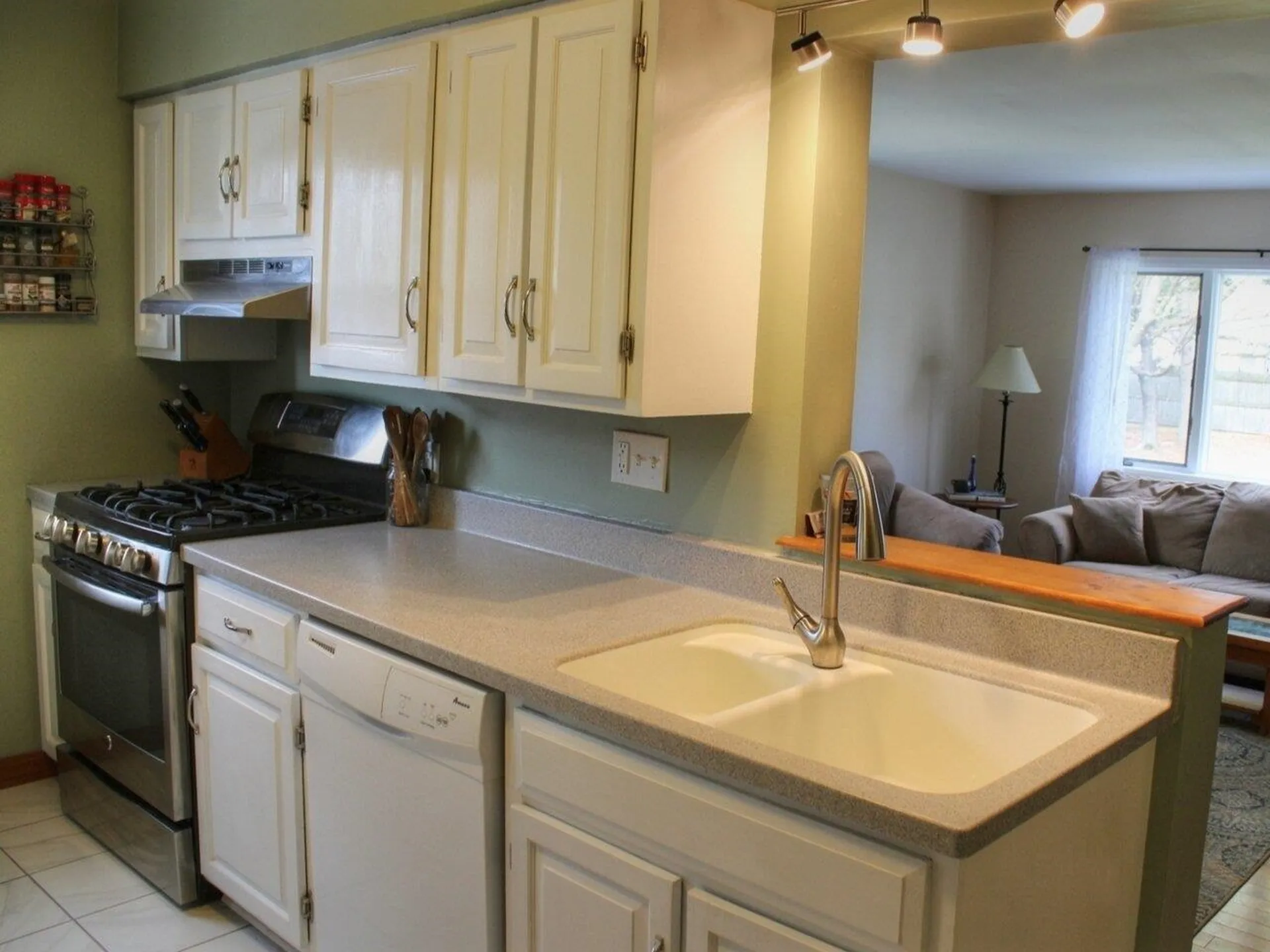 30 Algird Street Burlington VT 05408