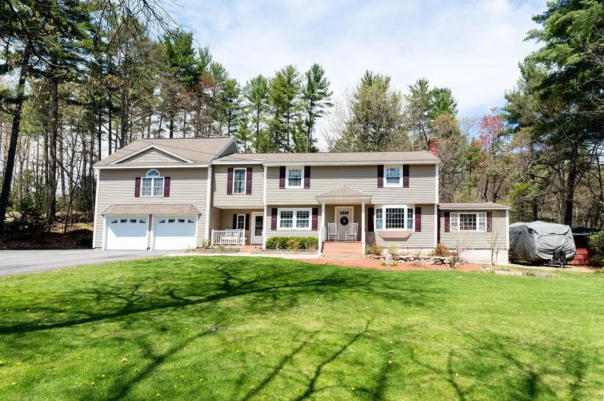 7 Twin Isles Road Londonderry NH 03053