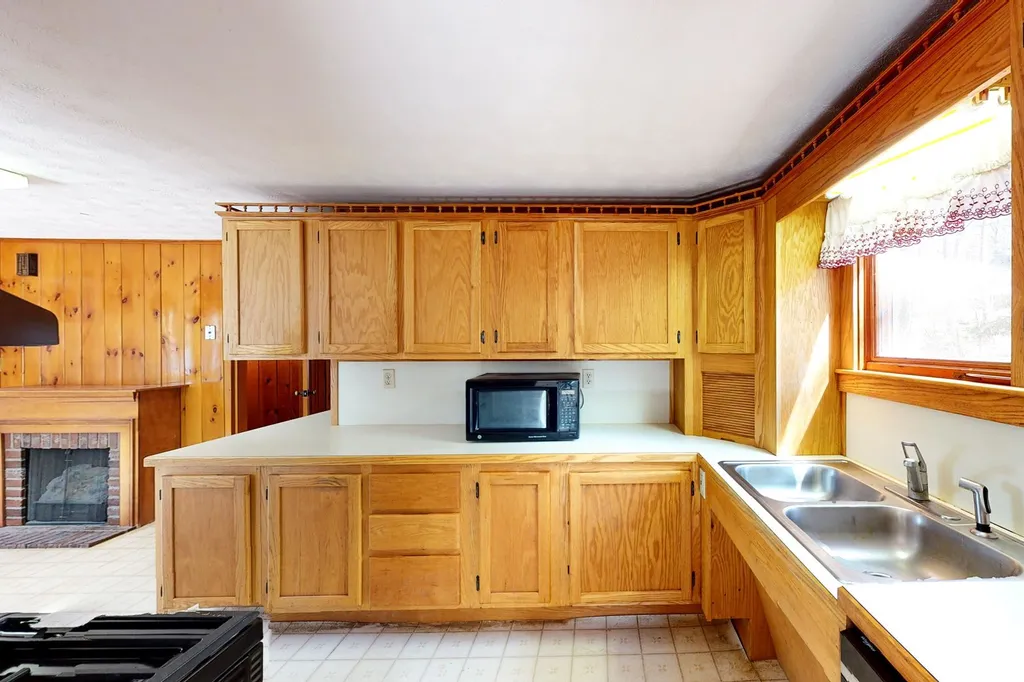 290 Kings Highway New Durham NH 03855