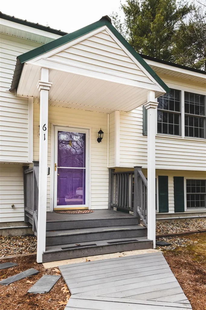 61 Summit View Drive Moultonborough NH 03254