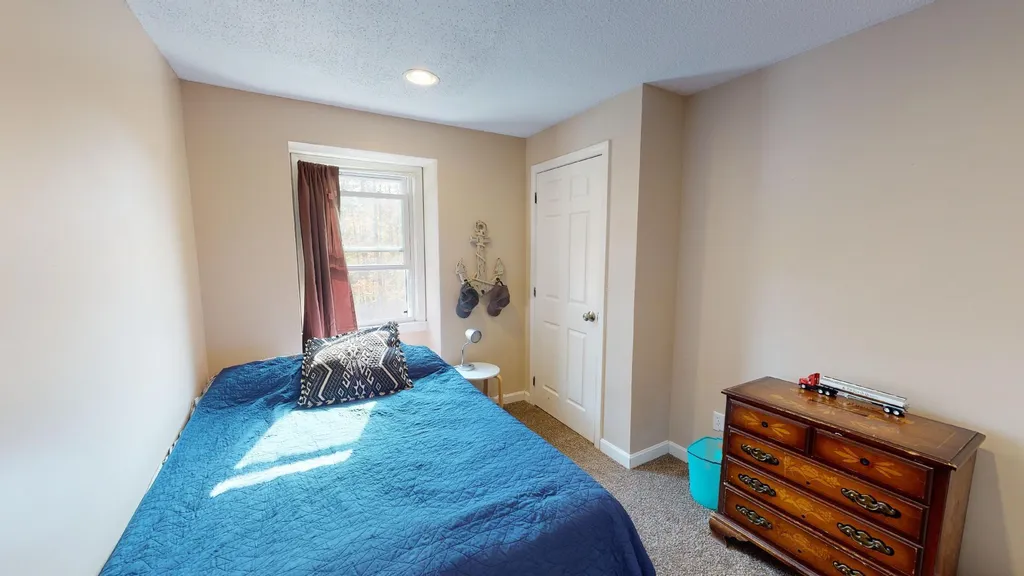 19 Pine Grove Drive Belmont NH 03220