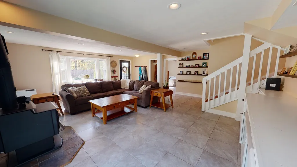 19 Pine Grove Drive Belmont NH 03220