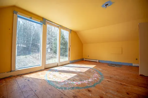 145 Pleasant Street Bristol NH 03222