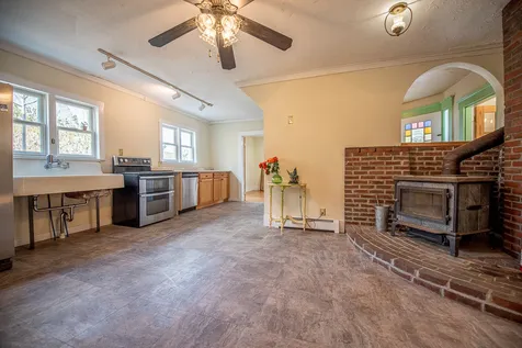 145 Pleasant Street Bristol NH 03222