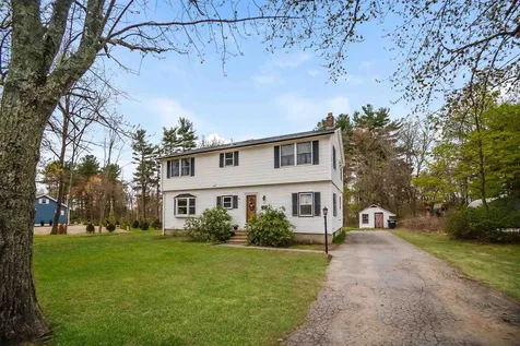 22 Granite Avenue Salem NH 03079