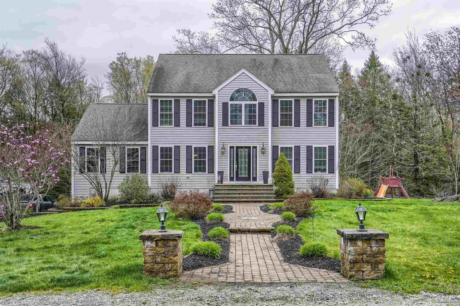72 Lady Slipper Lane Chester NH 03036