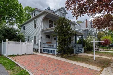 22 Stark Street Nashua NH 03064