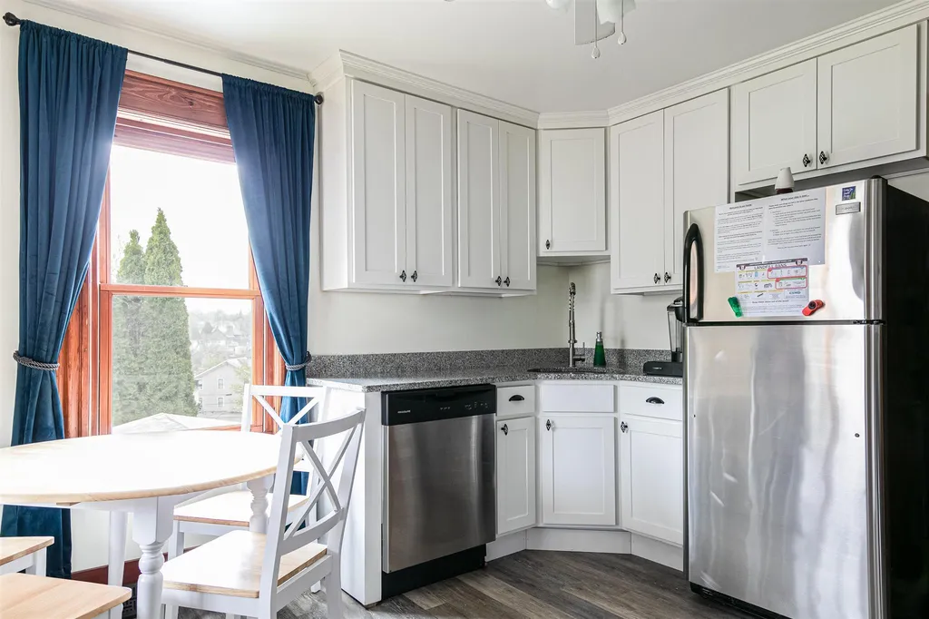 26 Chase Street Burlington VT 05401