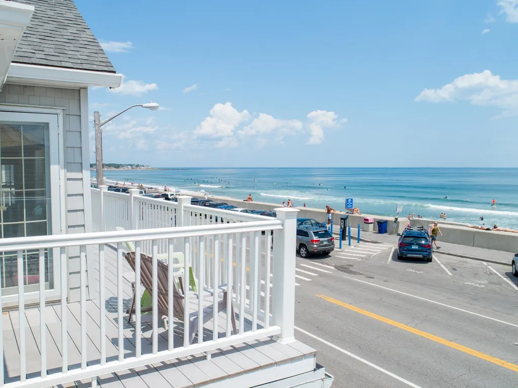 799 Ocean Boulevard Hampton NH 03842