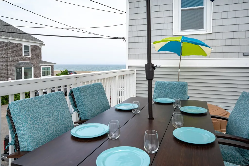799 Ocean Boulevard Hampton NH 03842