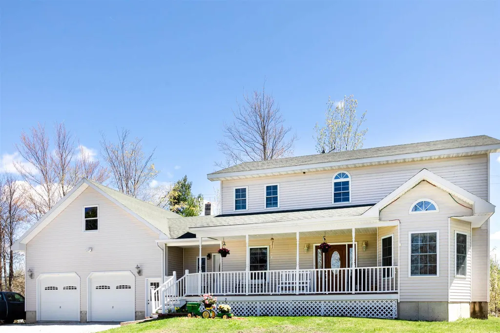 35 Robert Newton Road Georgia VT 05478