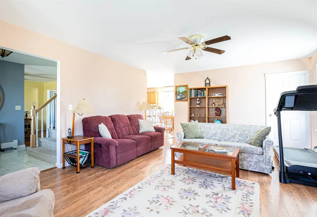 35 Robert Newton Road Georgia VT 05478