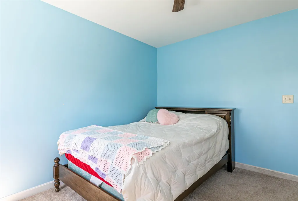 35 Robert Newton Road Georgia VT 05478