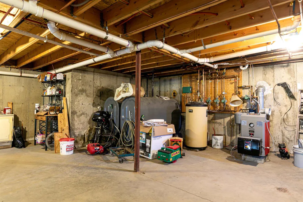 35 Robert Newton Road Georgia VT 05478