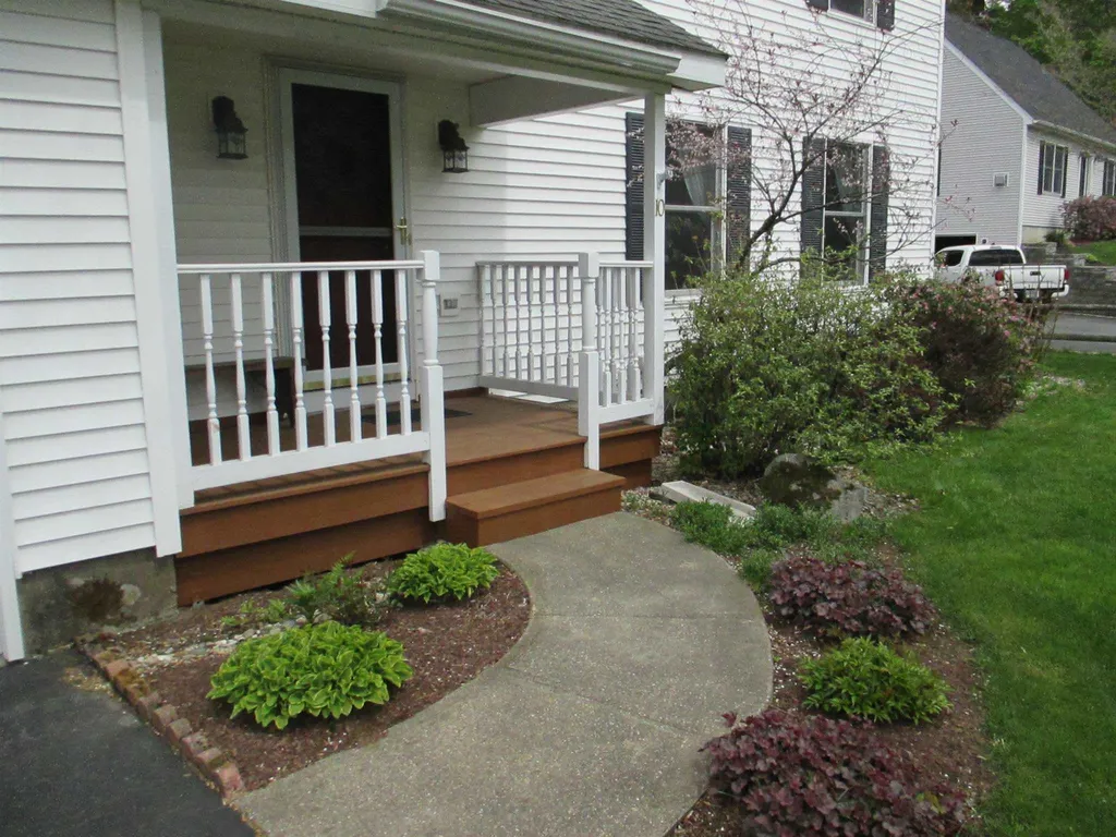 10 Knoll Avenue Keene NH 03431
