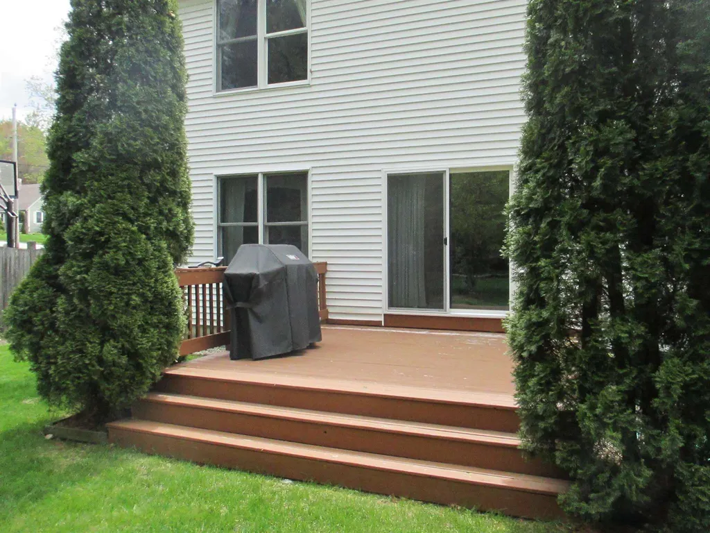10 Knoll Avenue Keene NH 03431