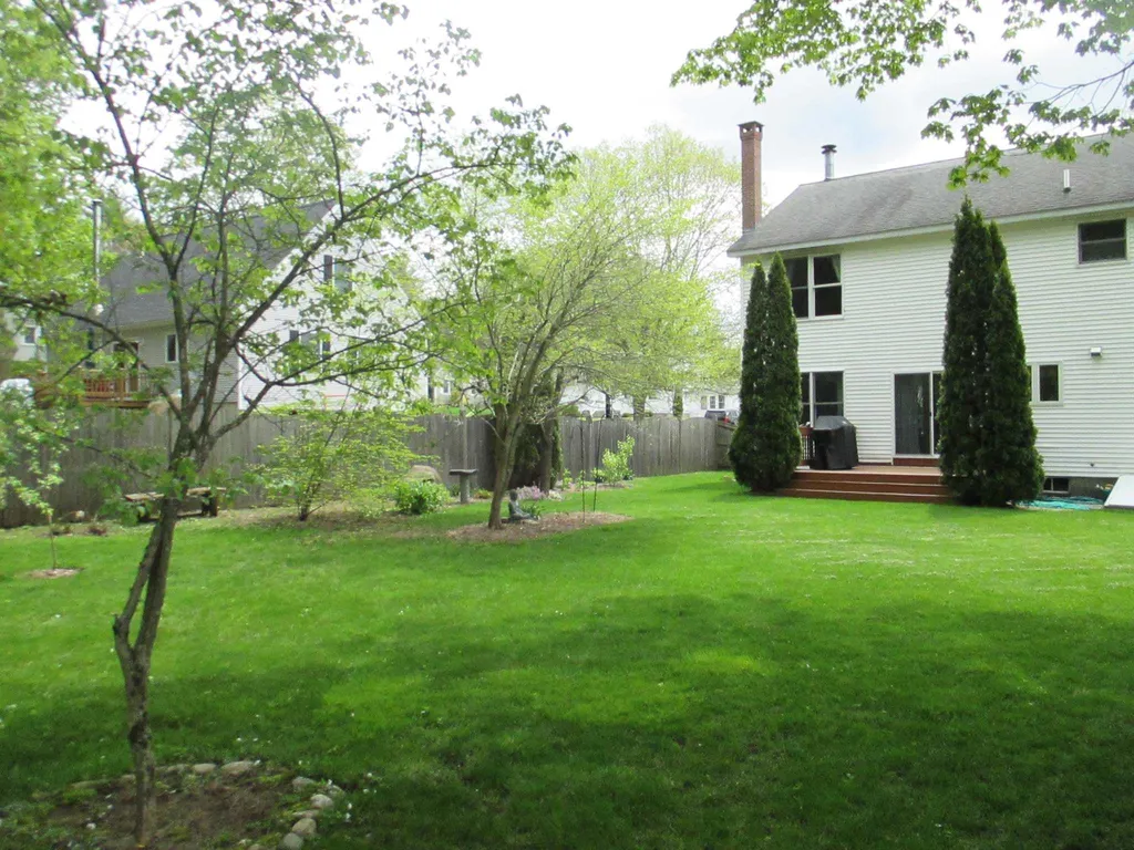 10 Knoll Avenue Keene NH 03431