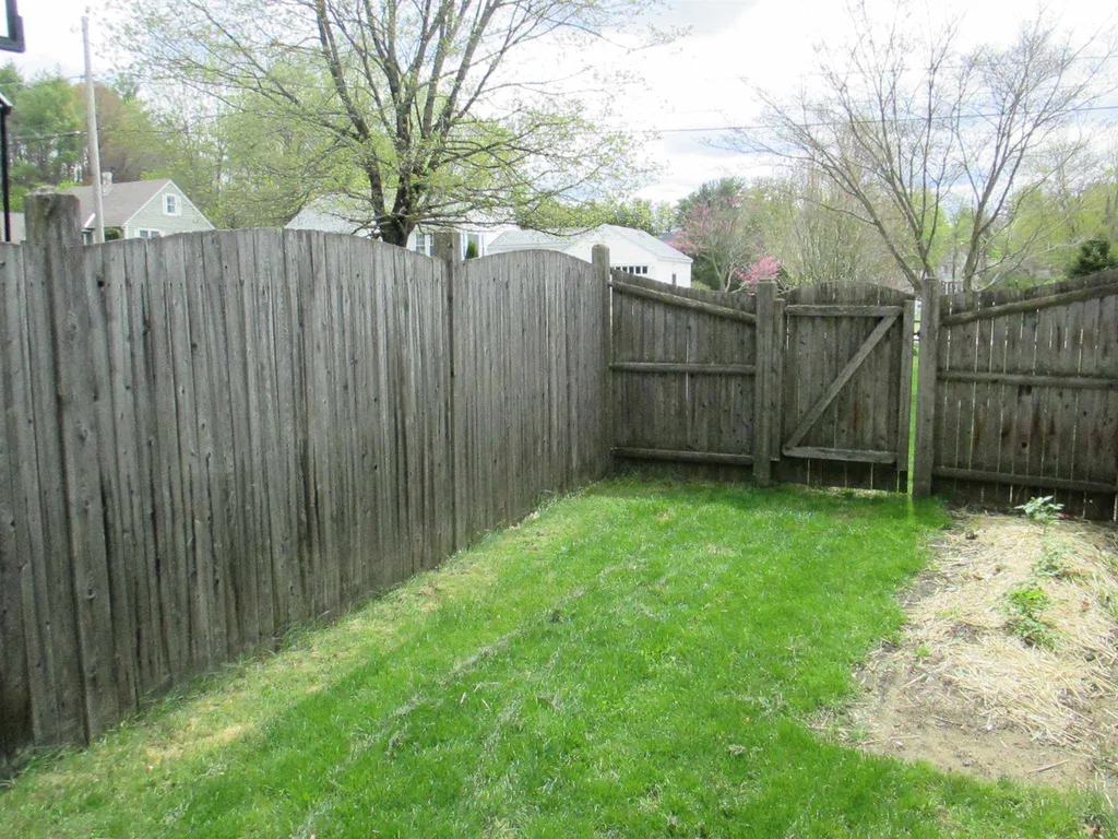 10 Knoll Avenue Keene NH 03431