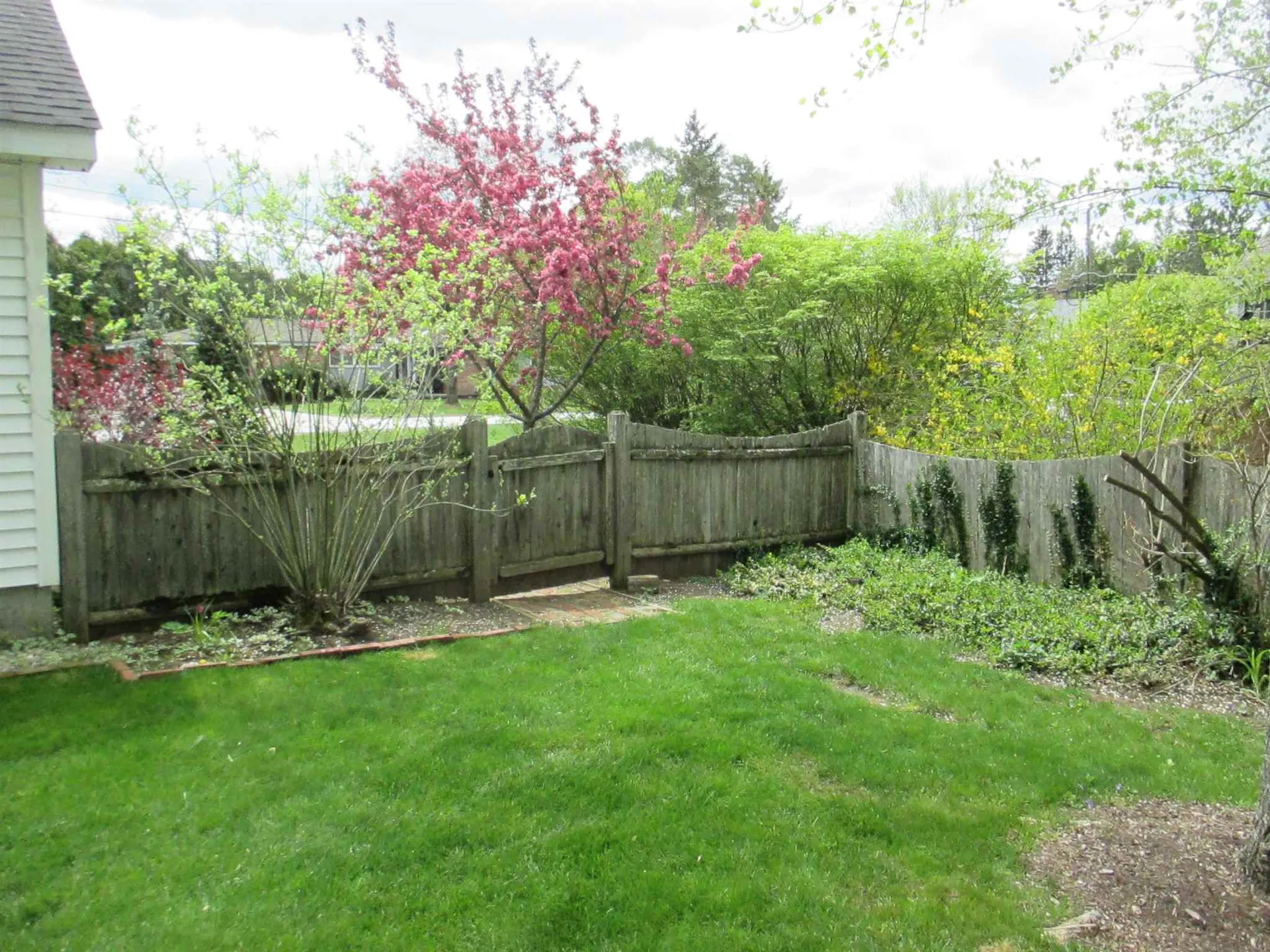 10 Knoll Avenue Keene NH 03431