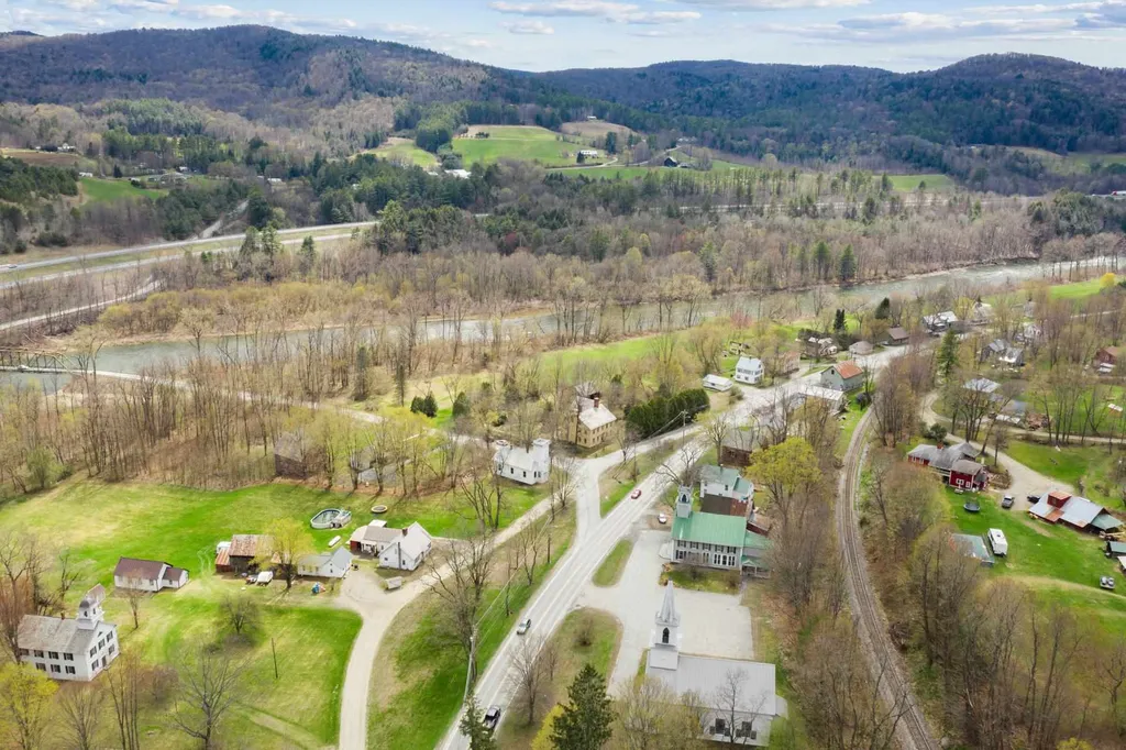 58 Bridge Street Royalton VT 05068