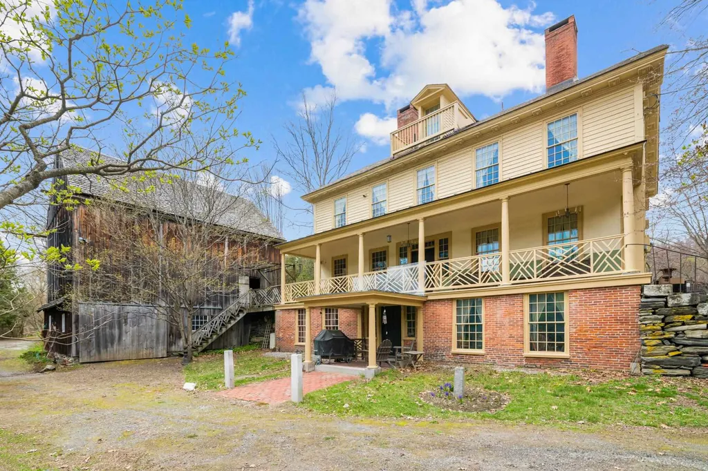 58 Bridge Street Royalton VT 05068