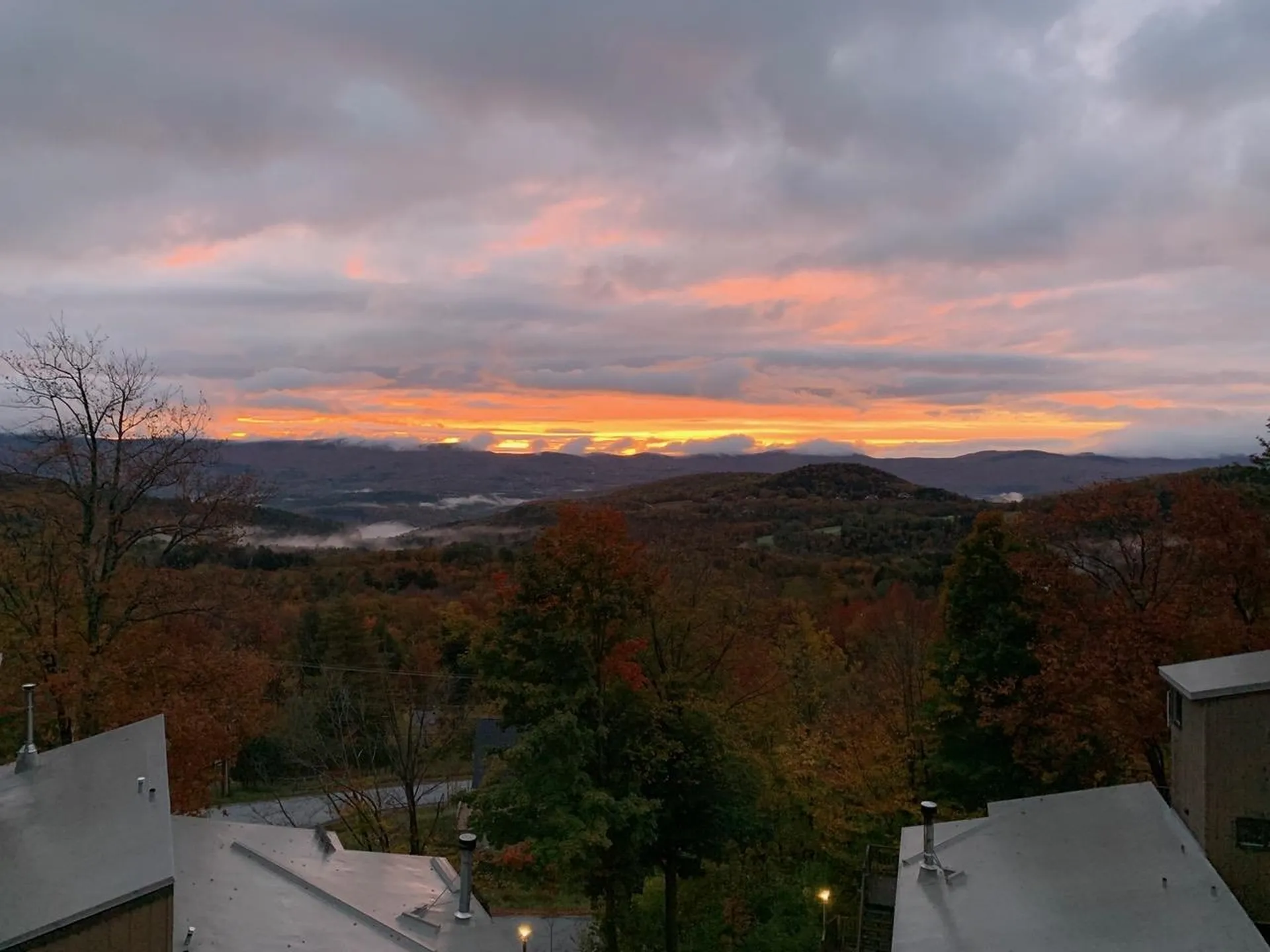 50 Hobbit Hill Road Warren VT 05674