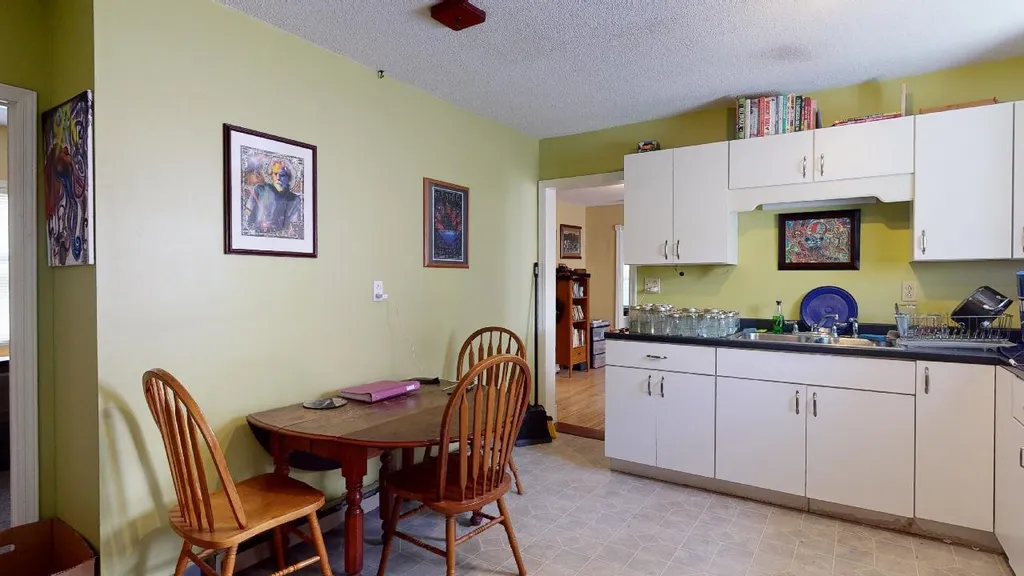 17 Saint Louis Street Burlington VT 05401