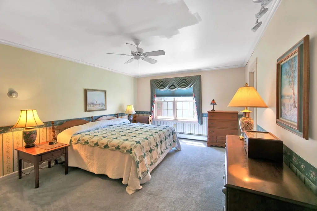 20 Lida Drive Essex VT 05452