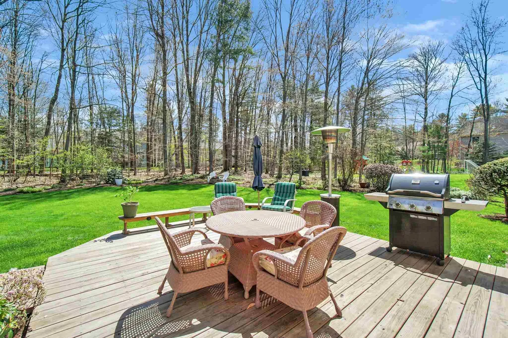 20 Lida Drive Essex VT 05452