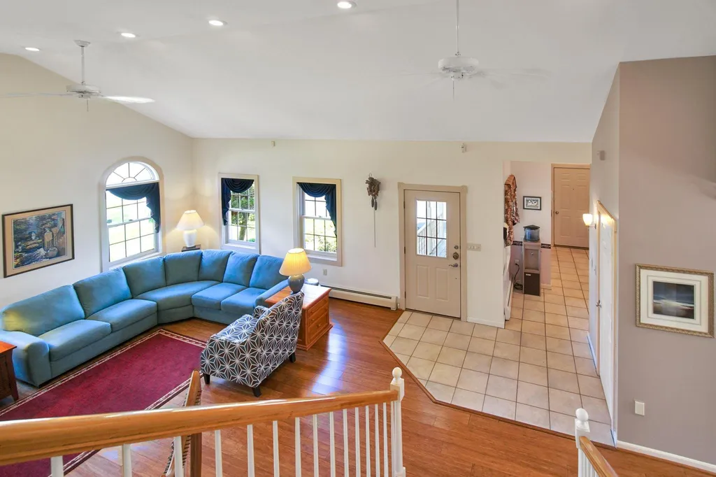 20 Lida Drive Essex VT 05452
