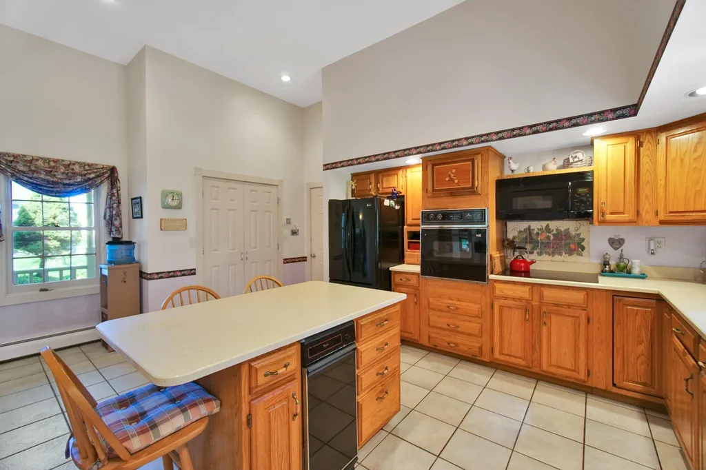 20 Lida Drive Essex VT 05452