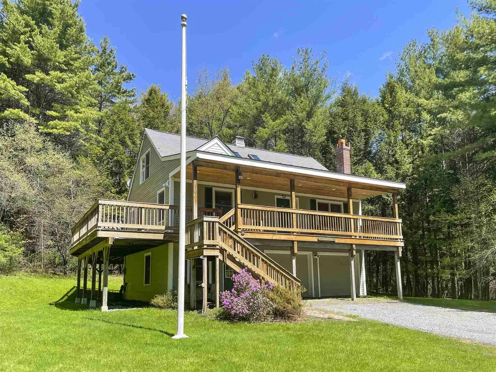 1478 Marsh Family Road Hartford VT 05001