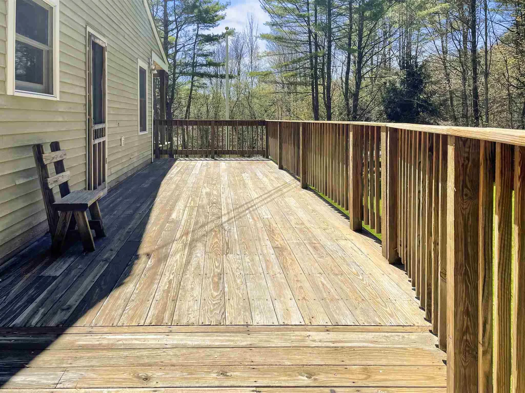 1478 Marsh Family Road Hartford VT 05001
