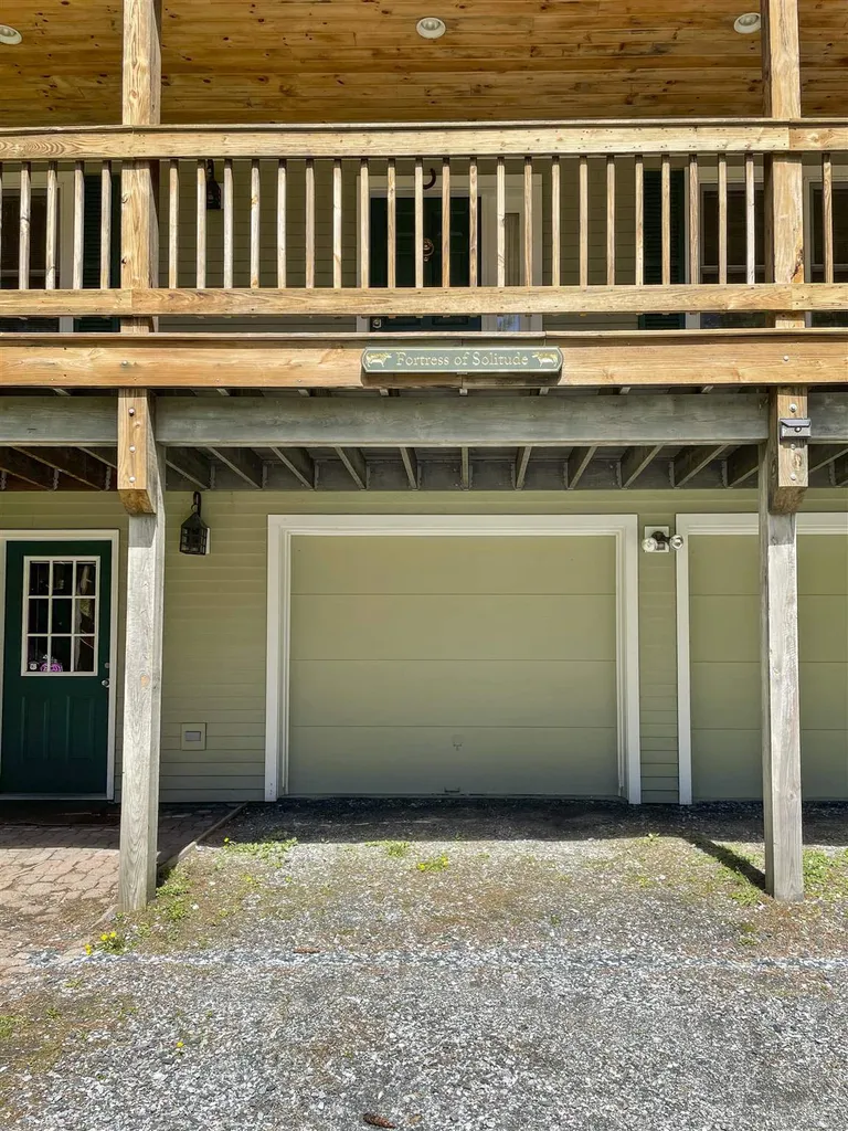 1478 Marsh Family Road Hartford VT 05001