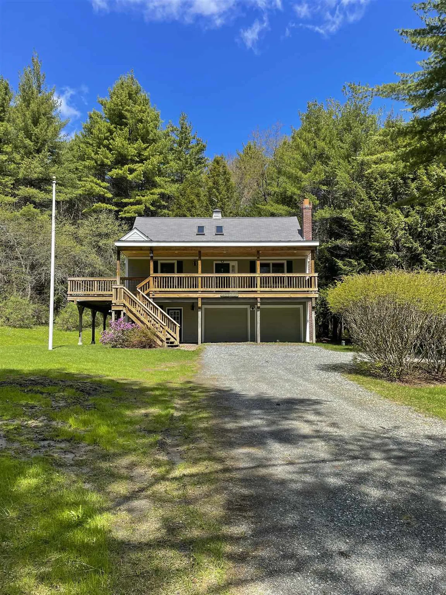 1478 Marsh Family Road Hartford VT 05001