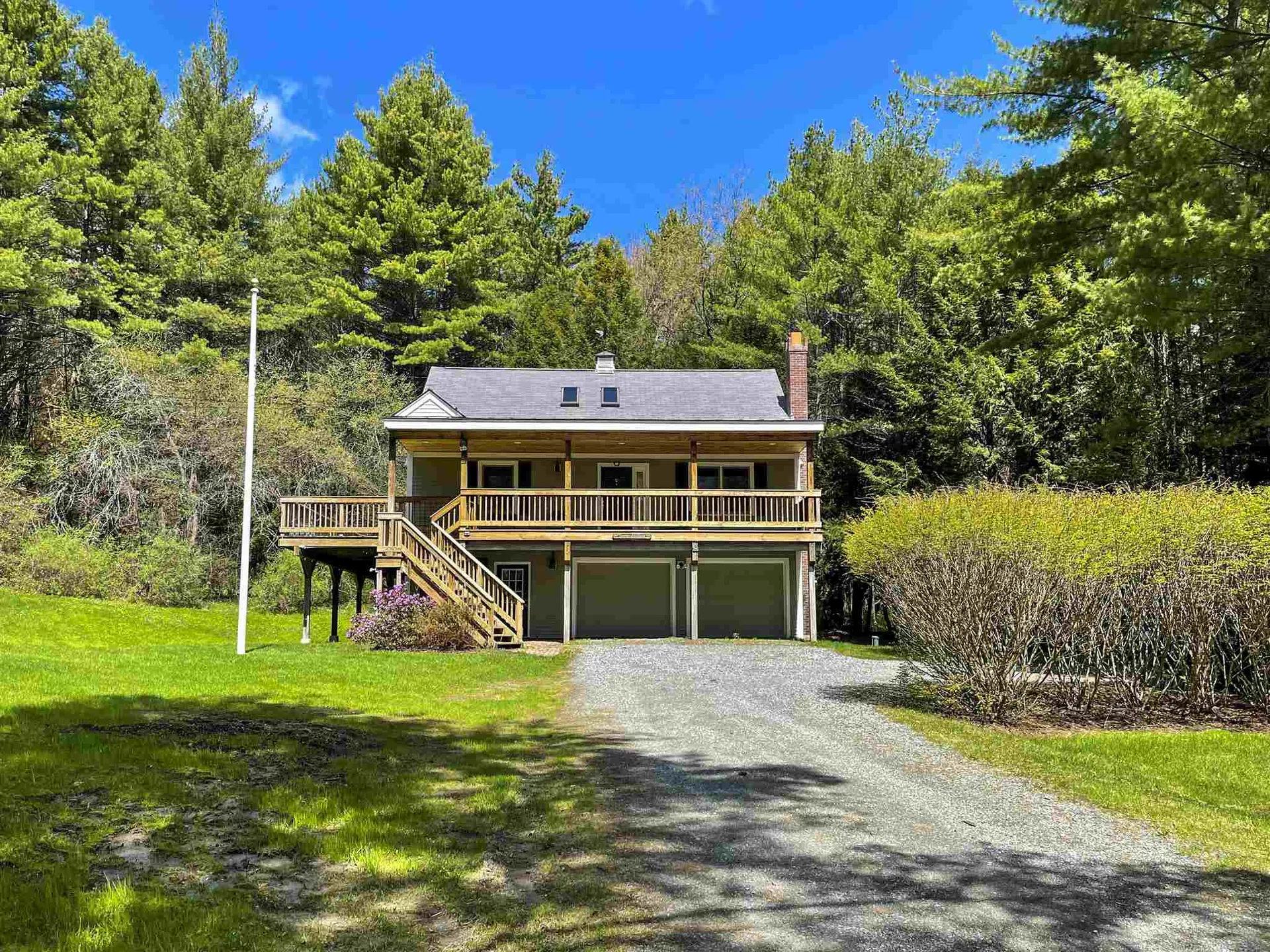 1478 Marsh Family Road Hartford VT 05001