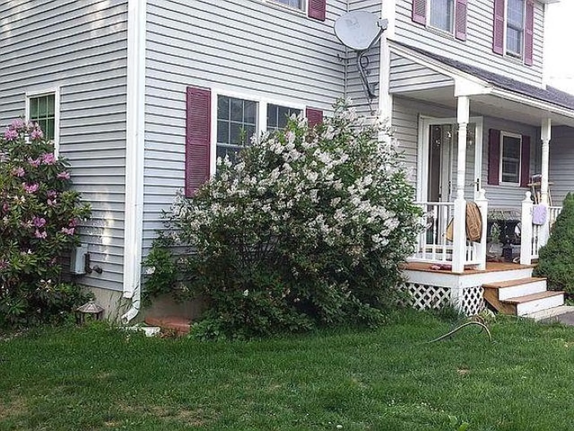 31 Hill Street Hillsborough NH 03244