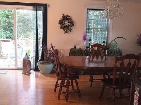 31 Hill Street Hillsborough NH 03244