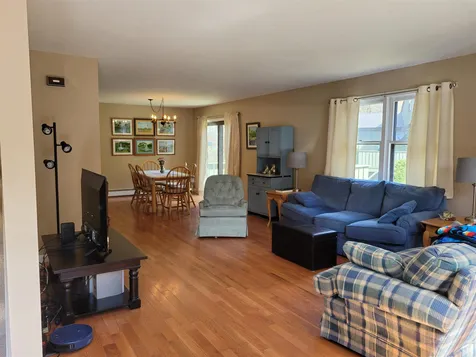 25 Pleasant Street Lebanon NH 03784