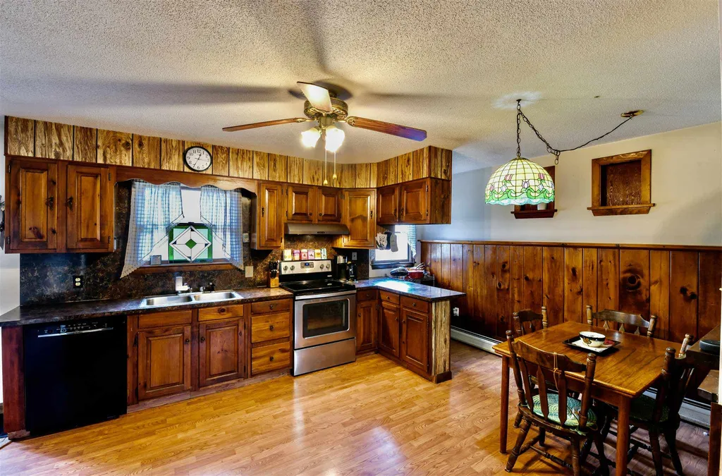16 Rue De Gionet Road Lincoln NH 03251