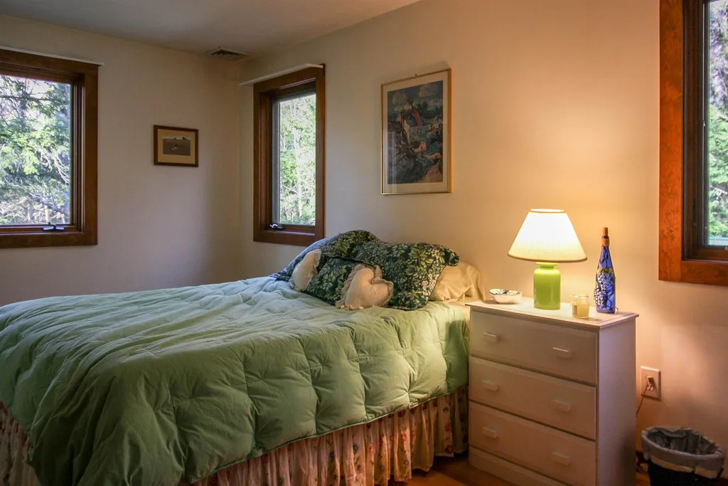 84 Coolidge Drive Hartford VT 05059