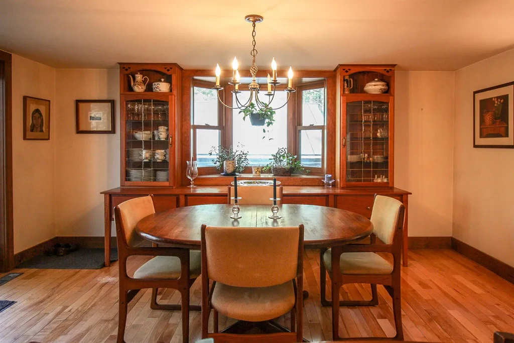 84 Coolidge Drive Hartford VT 05059