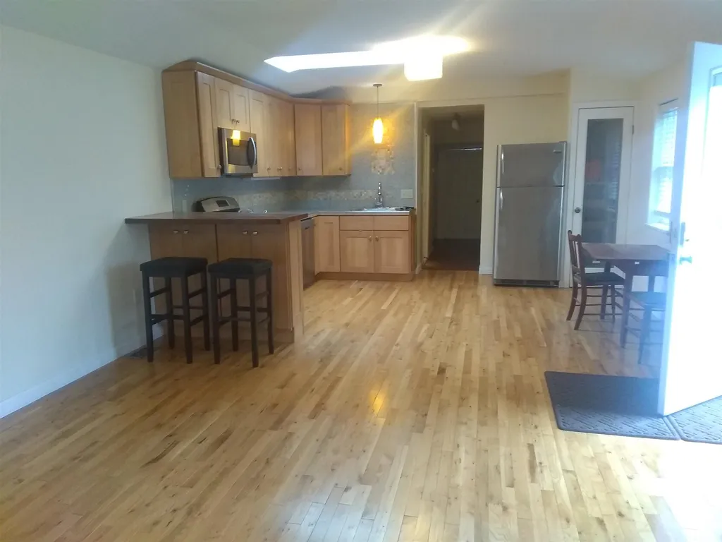 133 Pearl Street Manchester NH 03104